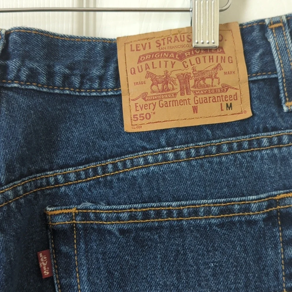 Levi's 90's Vintage 550 Dark Wash High Rise Relaxed Fit Tapered Leg Mom Jeans 18 - Picture 14 of 15